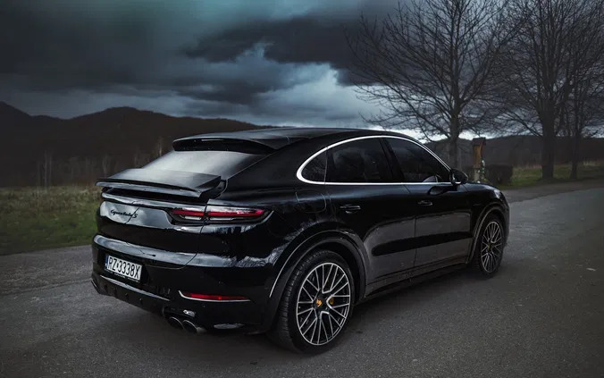 porsche podkarpackie Porsche Cayenne cena 595000 przebieg: 54000, rok produkcji 2019 z Sanok